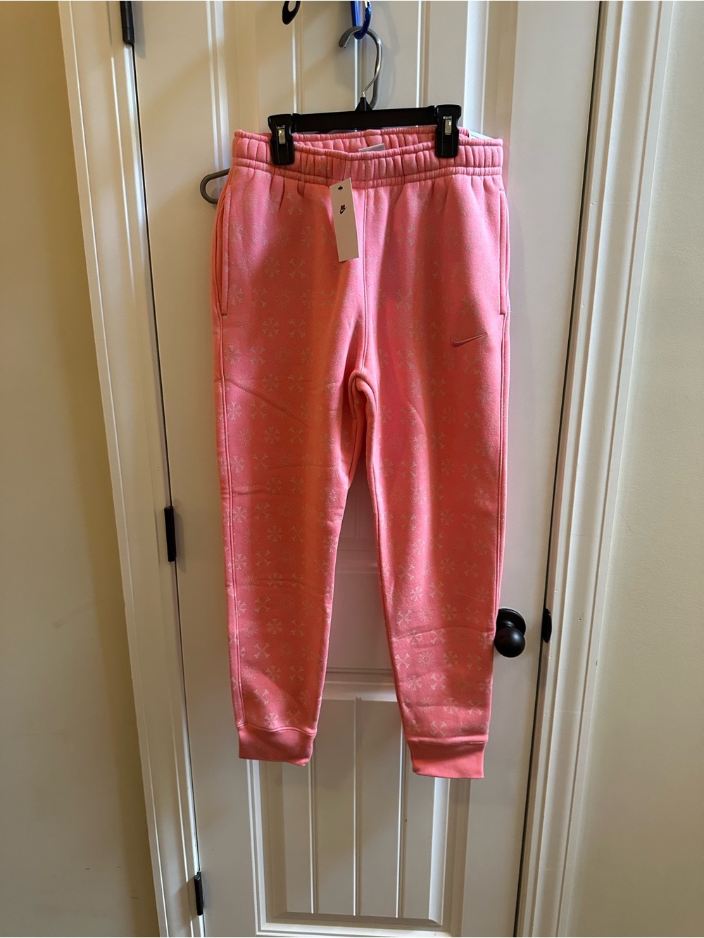 Nike Mens size small Pink Jogger Sweatpants